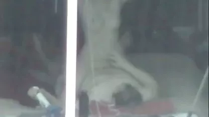 , ویدئو یک دختر فلم سکس معلم جوان در یک موی دم اسبی و یک